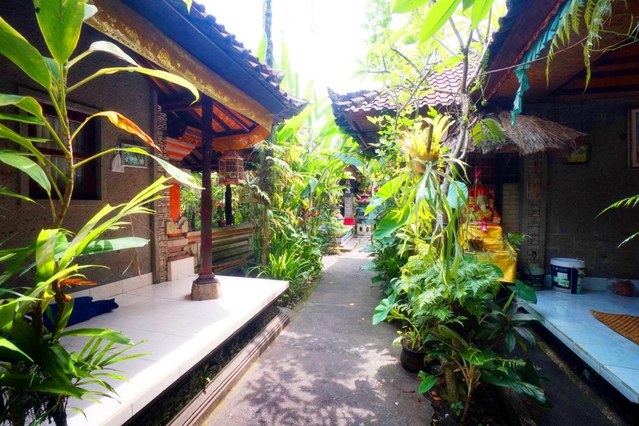 Asik Bali House Ubud Exterior photo